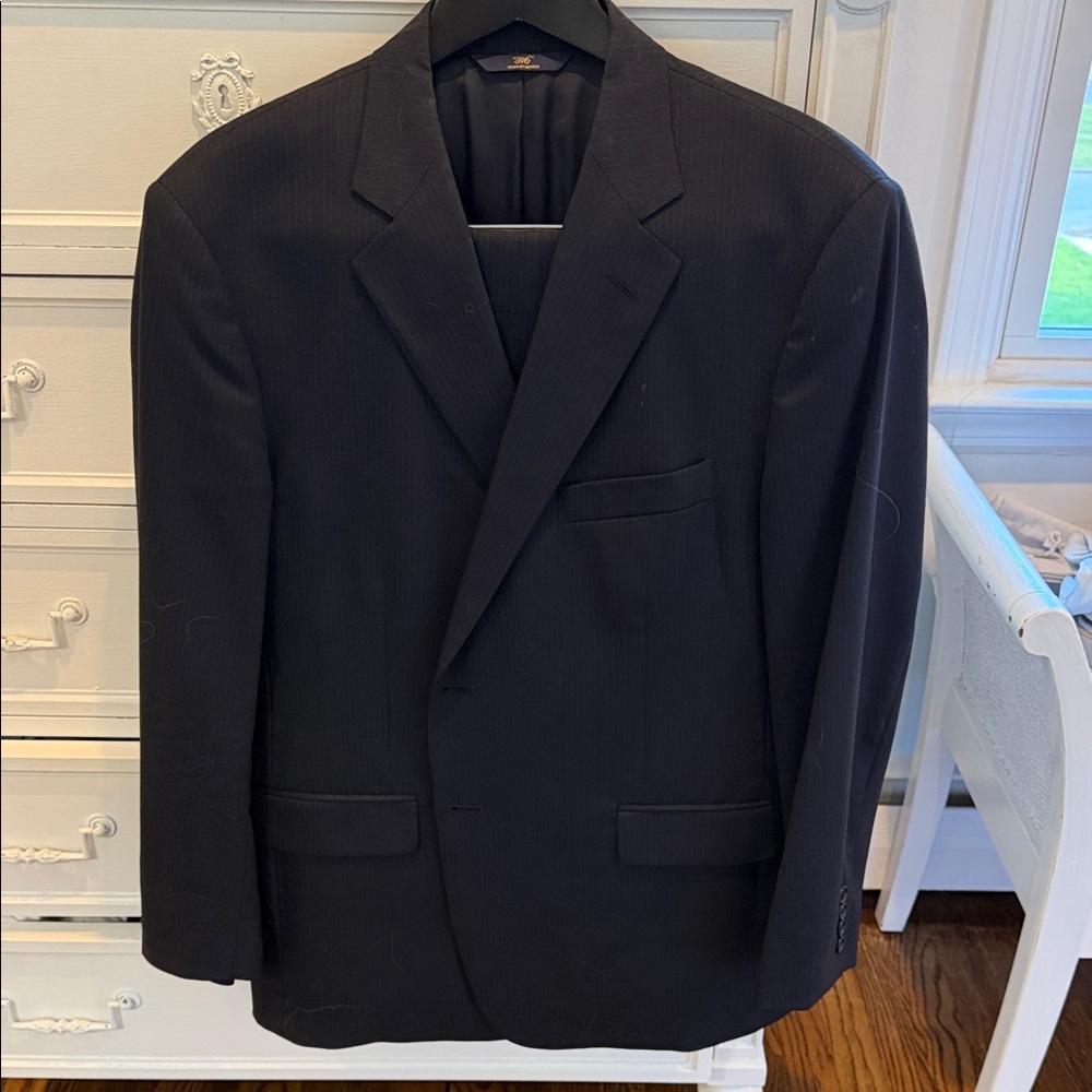 Classic Men's Black Single-Breasted Blazer and pants.  Full suit